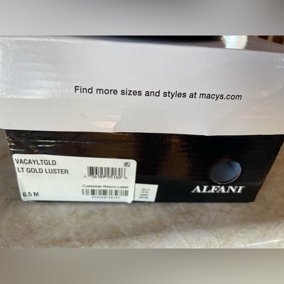 Alfani, gold, shimmer, wedge - Picture 8 of 8